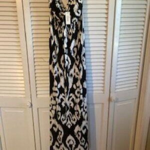 Soma small black and white halter Maxi dress